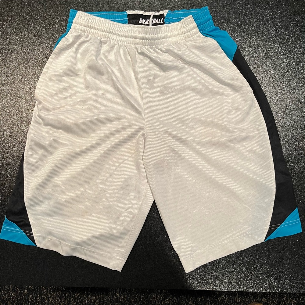 Men’s Nike Basketball Shorts Size Small